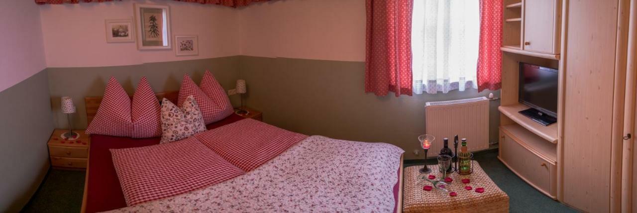 Appartement Althuber อีเบิน อิม พอนเกา ภายนอก รูปภาพ