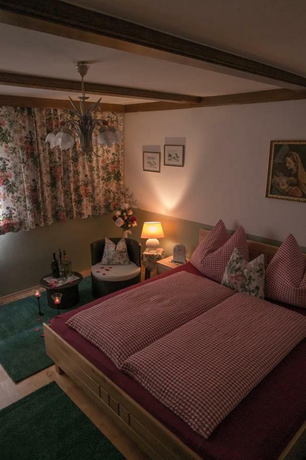 Appartement Althuber อีเบิน อิม พอนเกา ภายนอก รูปภาพ